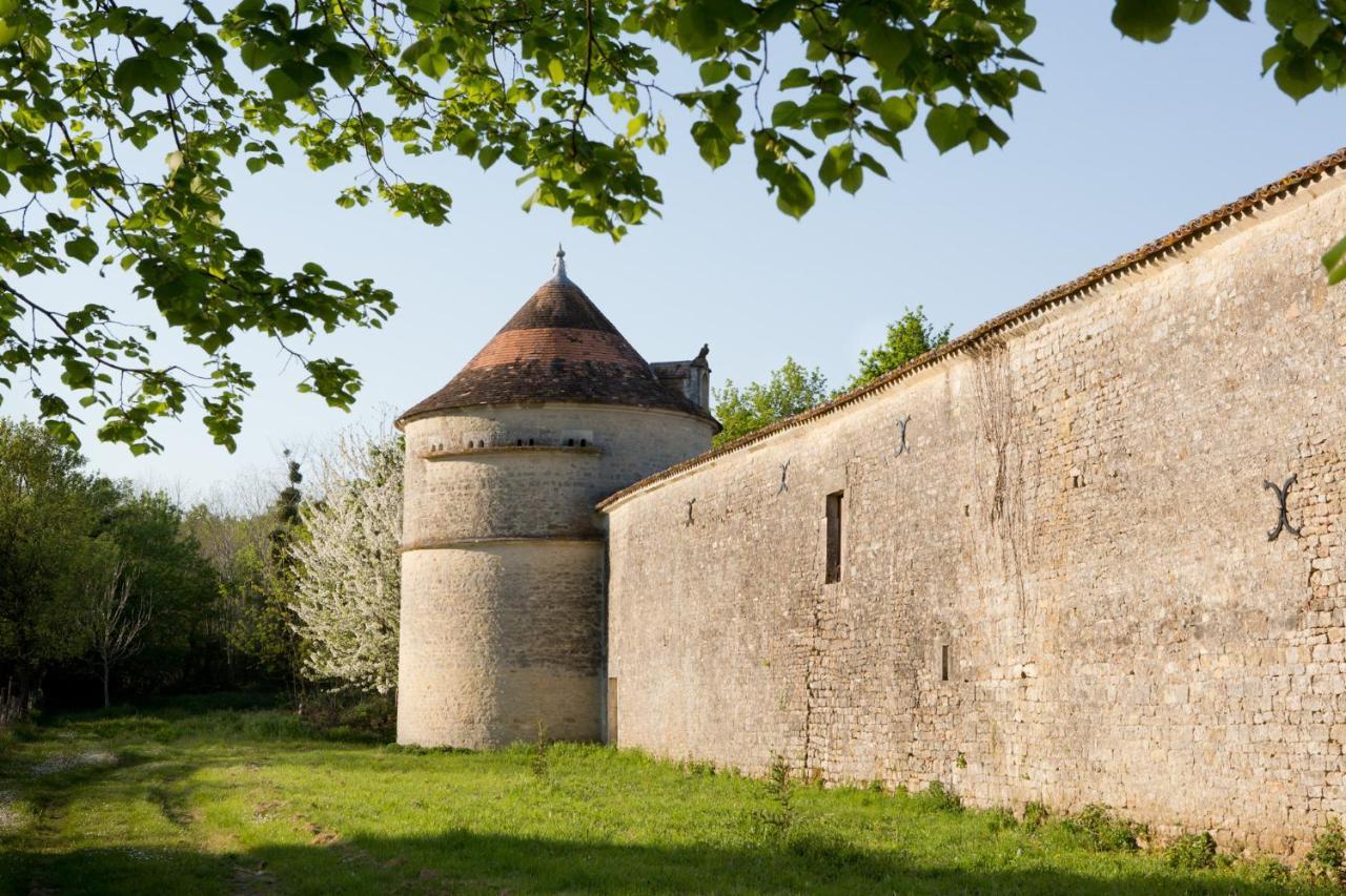 Chateau De Bois Charmant Les Nouillers Exterior photo